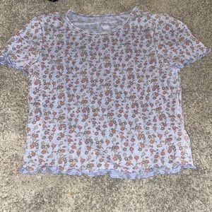 Women’s floral tee shirt